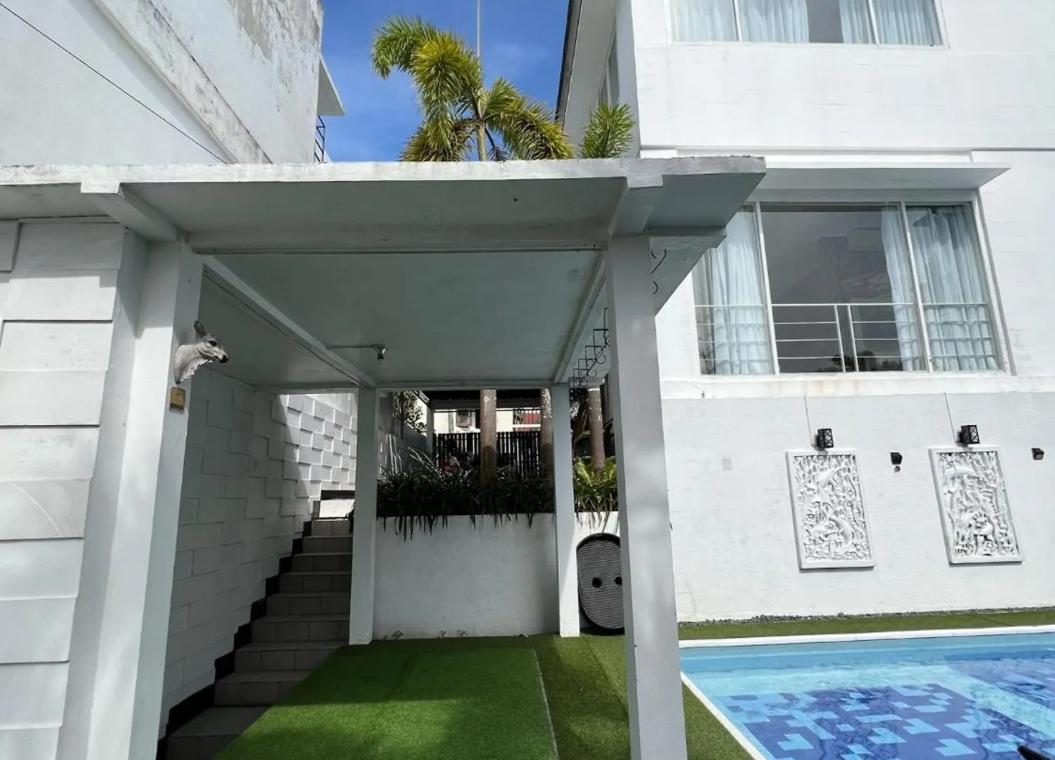 Sunnyrent. Luxury Tj White Villa & Room Ungasan  Ungasan (Bali)